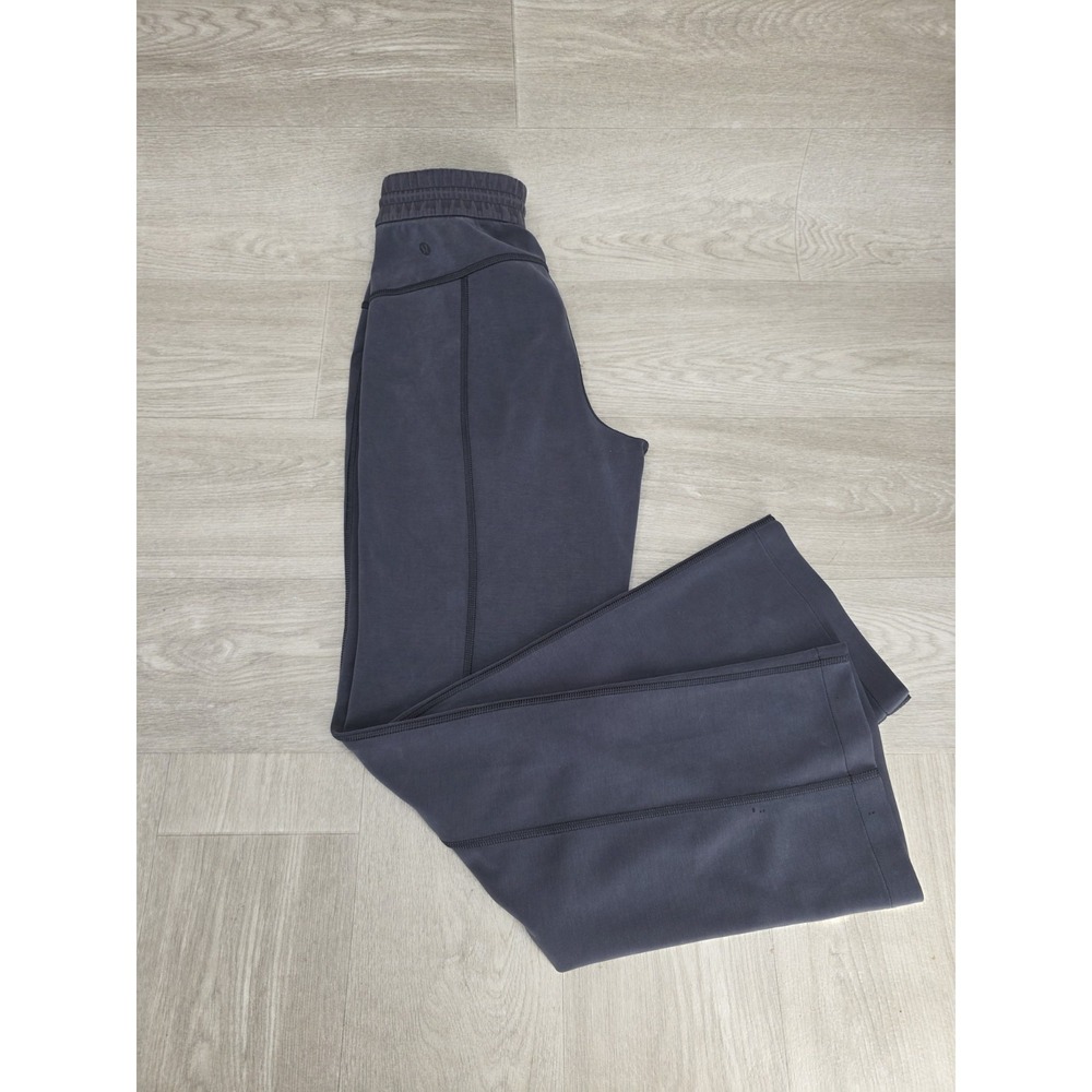 Lululemon Black Ruched Crop Leggings Women's Size‎ 4 Seamless Yoga Workout
